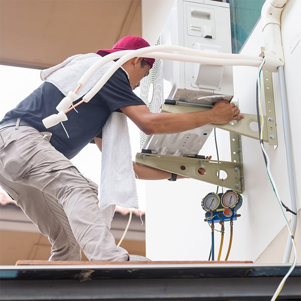 la instalación de aire acondicionado en tu casa puede tomar entre 4 y 8 horas, dependiendo de la complejidad del trabajo